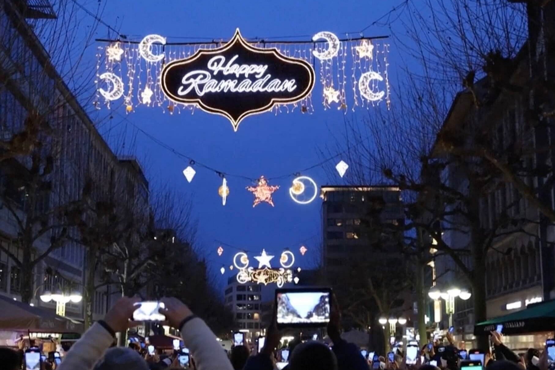 Lichter aus für Weihnachten – an für den Ramadan